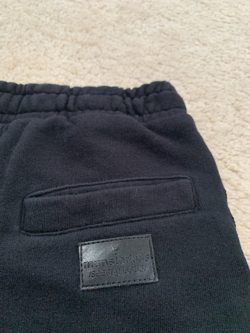 Munster Kids Size 7 Black Side Check Pull On Raw Hem Sweat Shorts - Picture 6 of 6